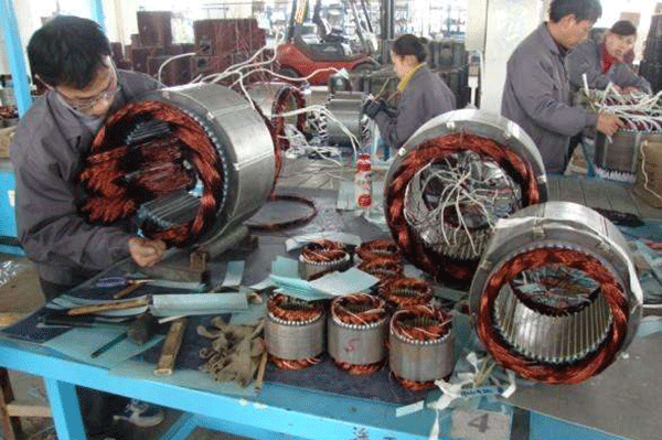 西安西瑪電機(jī)技術(shù)人員與您分享電機(jī)大修后的影響。